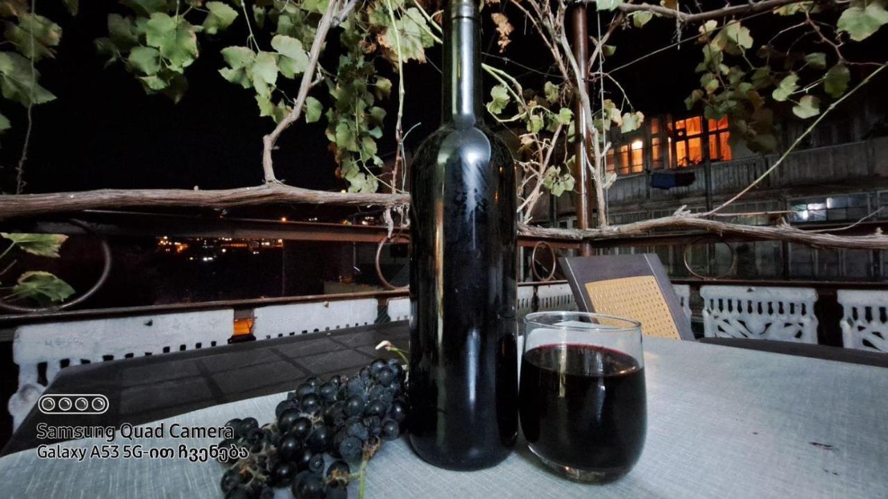 Apartment With A Nice Terrace In Old City Center Tbilisi Luaran gambar